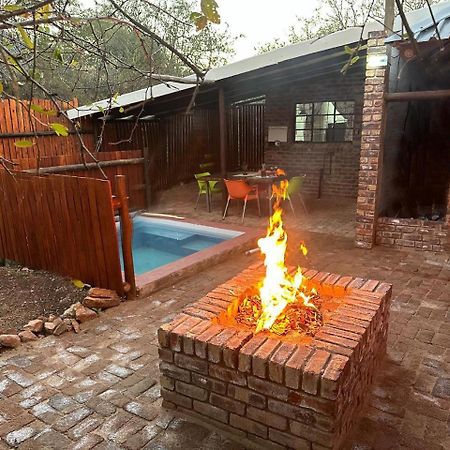 Kruger Wild Dog Inn マールロス・パーク エクステリア 写真