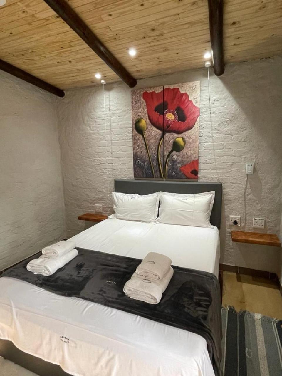 Kruger Wild Dog Inn マールロス・パーク エクステリア 写真